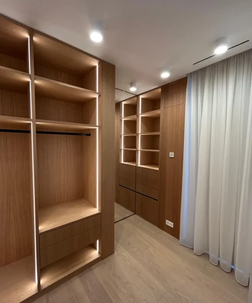 Garderobe 11